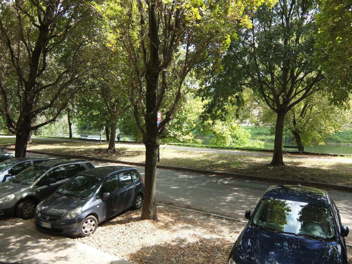 Lungo Po Appartamento Turin Luaran gambar
